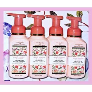 Bath & Body Works Vera Bradley Peach Blossom & Nectar Foaming Hand Soap x4